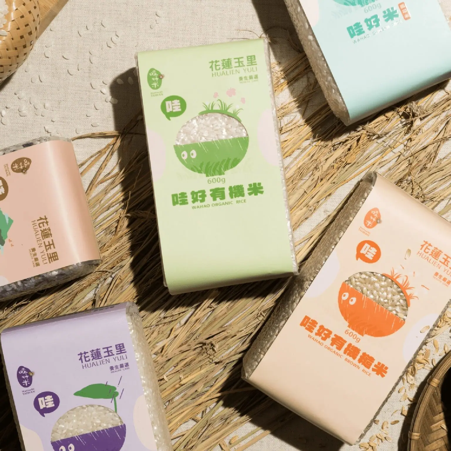 花蓮哇好米包裝設計平拍展示,多款米粒角色插畫|好心地文創