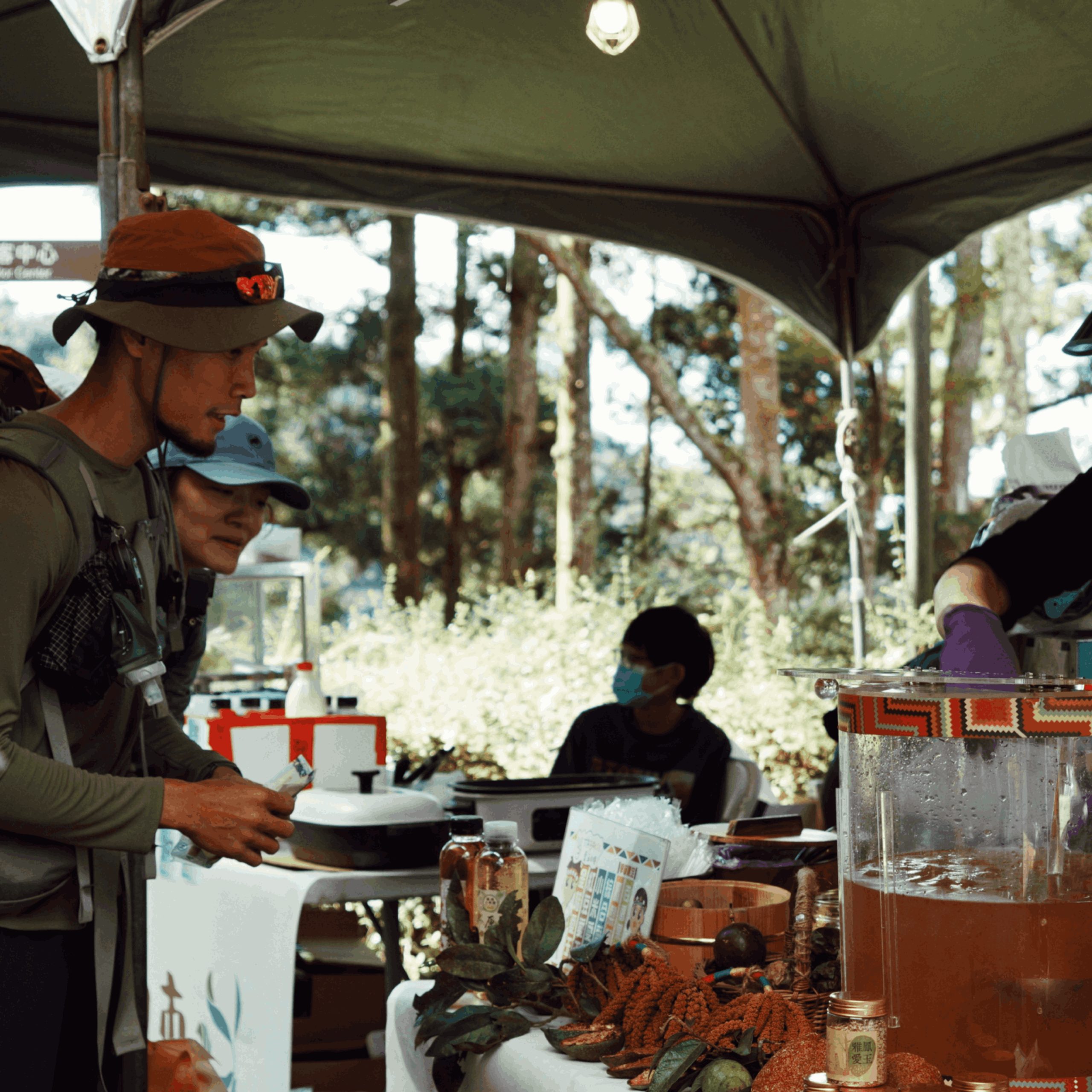 森濤下的藤枝森活市集：點亮山林經濟，豐富遊客體驗｜林業及自然保育署屏東分署